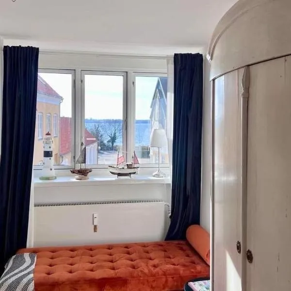 Stege Torv Family Apartment, hotel v destinaci Stege