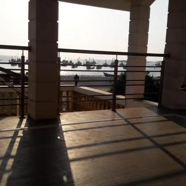 Dinoos Sea View, hotel en Malvan