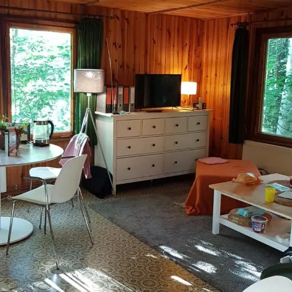 Waldhaus Wiesengrund, hotel v destinaci Schwielochsee