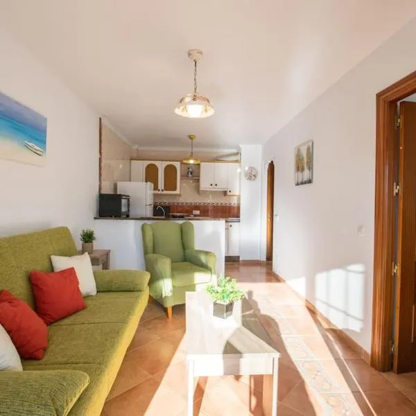 Bonito apartamento en Frigiliana, hotel v destinaci Frigiliana