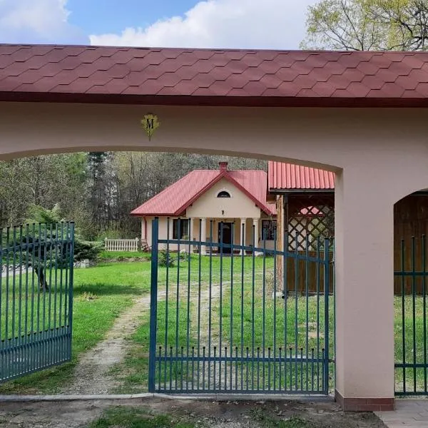 Dworek POD DĘBEM, hotel v destinaci Niwiska