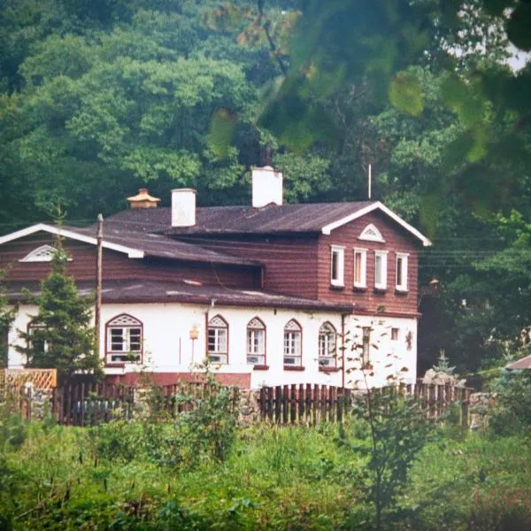 Marysieńka, hotel a Mokre