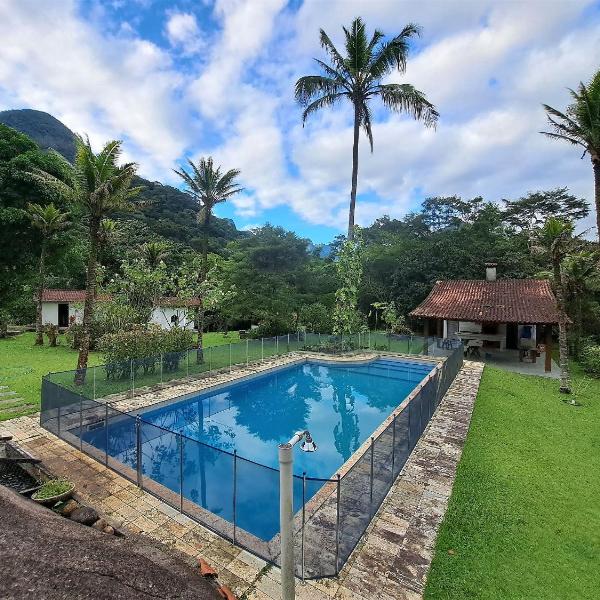 Paradisíaco, piscina e churrasqueira em Guapimirim - Foto 4