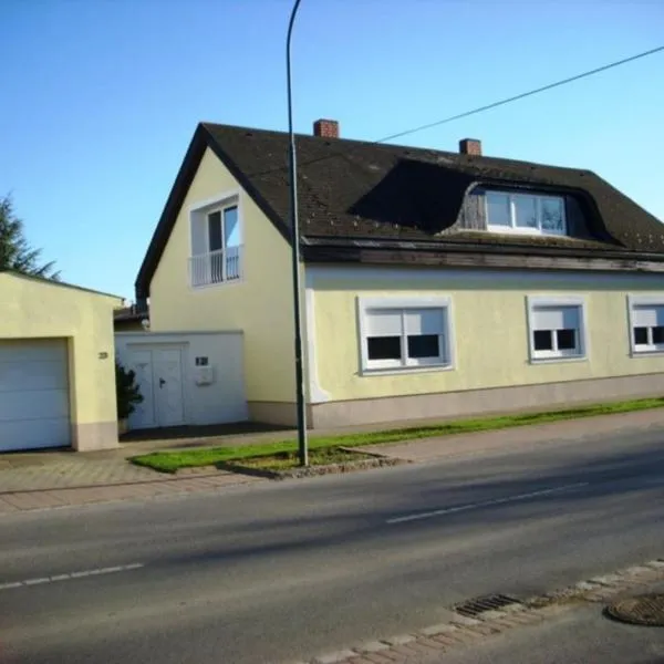 Gästehaus Josef Lang, מלון בWallern im Burgenland