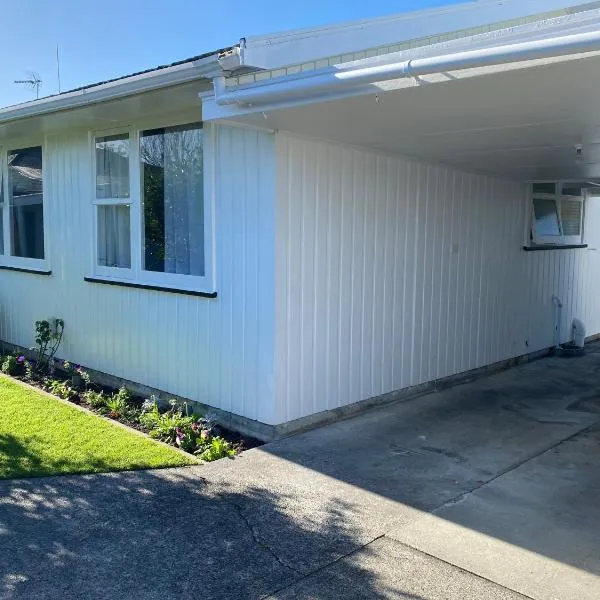 Birch Court - Harakeke, hotel v destinaci Whanganui