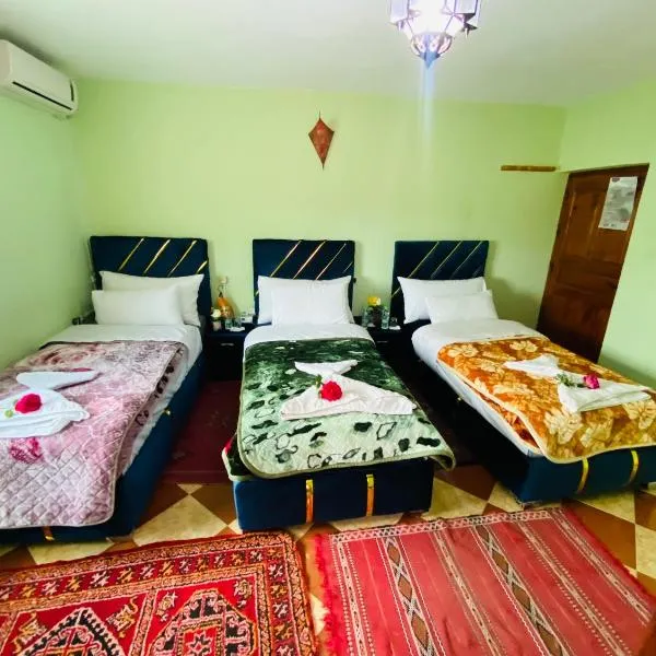 Motel Ain Mersa，伊夫蘭的飯店