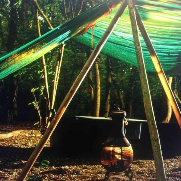 Magical Forest yurt, מלון בSturry
