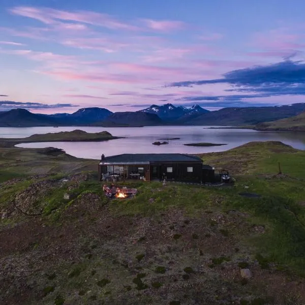 Hvammsvík Nature Resort, hotel in Saurbær