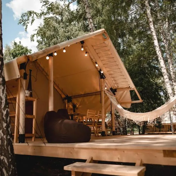 Glamping Mandra Kanev, hotel en Kániv