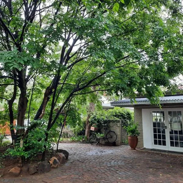 Nel's Cottage, a private and peaceful cottage, hotel in Daveyton