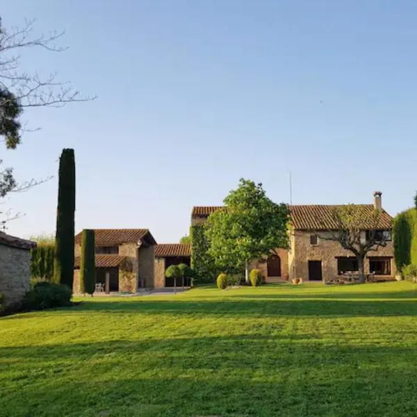 Villa privada de lujo Can Riera, ξενοδοχείο σε Pujals dels Cavallers