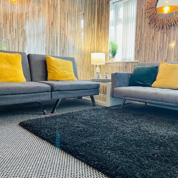 Holywell Apartment - Luxury One Bedroom Apartment, hotel i Holywell