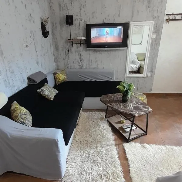 Kosta Apartments, viešbutis mieste Subotica