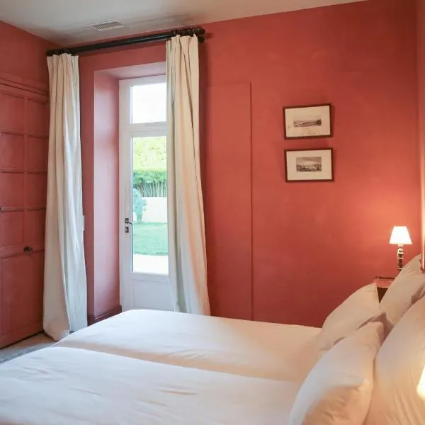 Une chambre à la Maison du Ballandreau, hotel en Saint-Ferme