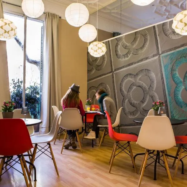 Born Barcelona Hostel, hotel v destinaci Barcelona