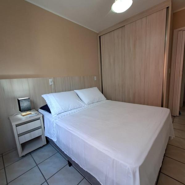 1 quarto a 200mts da praia Central, GARAGEM, WI-FI 160 Mbps, PET-FRIENDLY - Foto 2