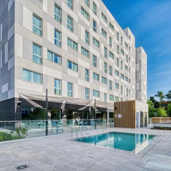 Holiday Inn Express - Madrid - Airport by IHG, hotel in Madrid