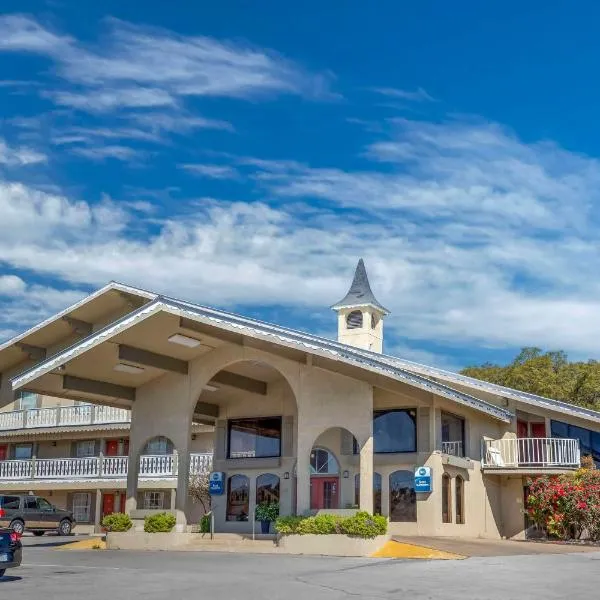 Best Western Sunday House Inn, hotel v destinaci Kerrville