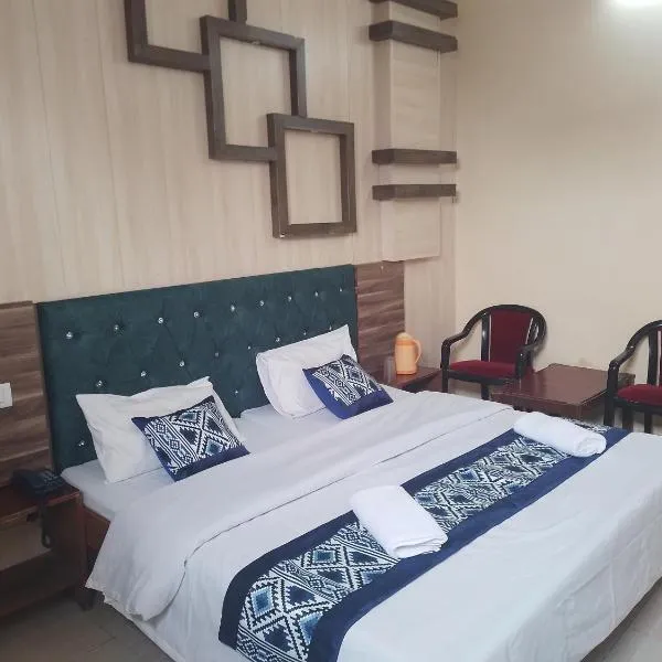 ์นดํธ๋ผ์ ์์นํ ํธํ
Hotel Ishan