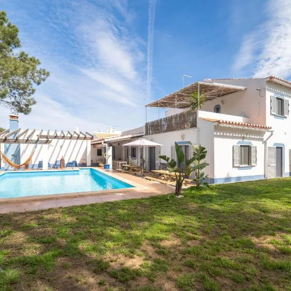 Aljezur Villas, hotel v destinaci Aljezur