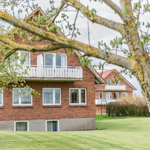 Straendhus Bed&Breakfast, hotel v destinaci Hasselberg
