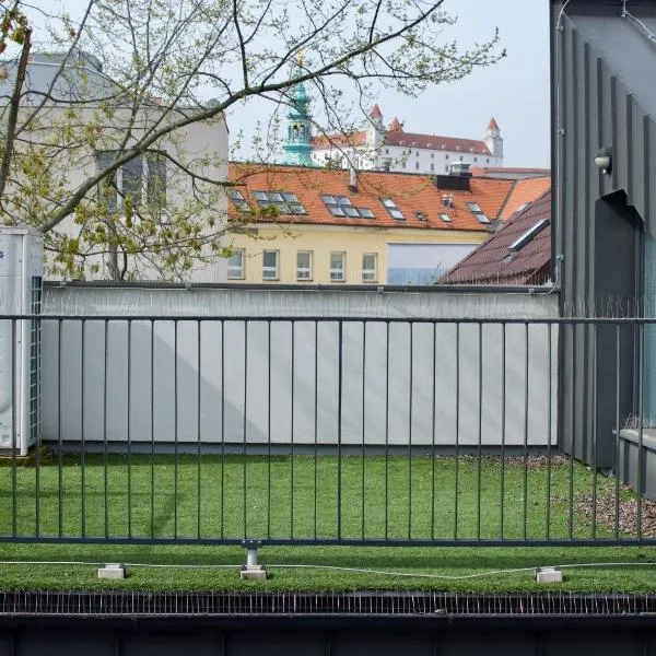 Wild Elephants Hostel, hotel v destinaci Bratislava