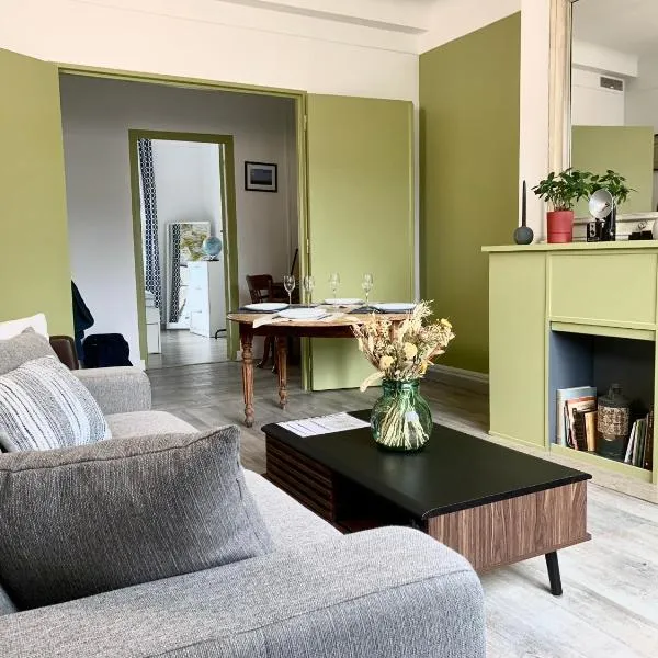 Appartement spacieux lumineux hypercentre, hôtel à Amiens