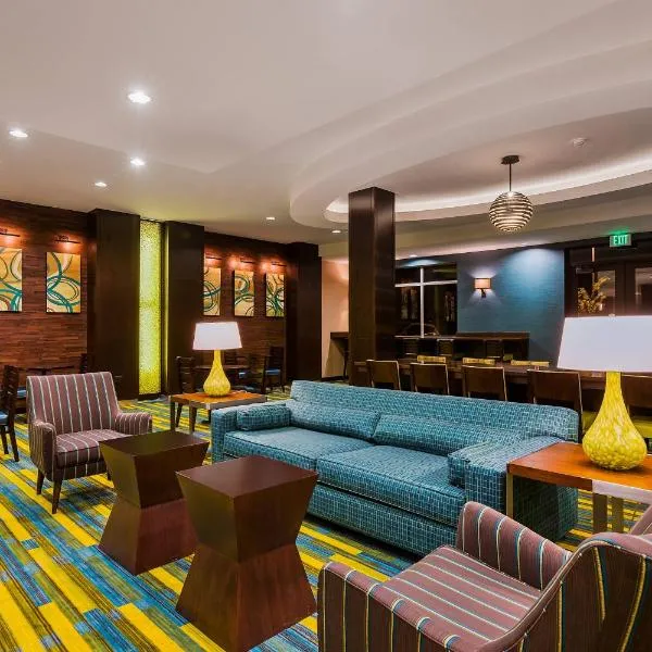 Fairfield Inn & Suites Riverside Corona/Norco, hotel en Eastvale