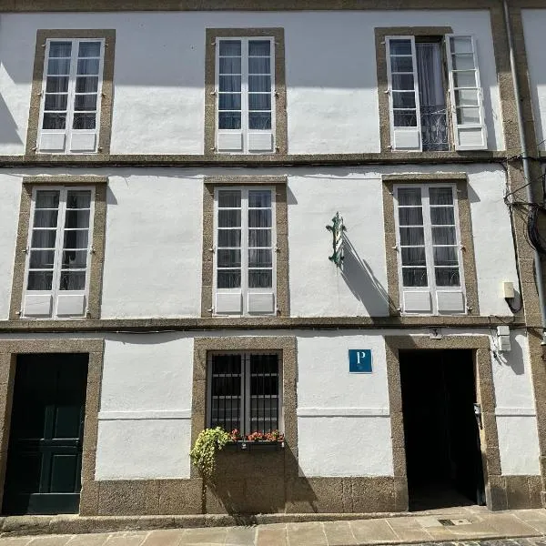 Casa Anglicana del Peregrino/ Pensión Santa Cristina, hotel in Santiago de Compostela