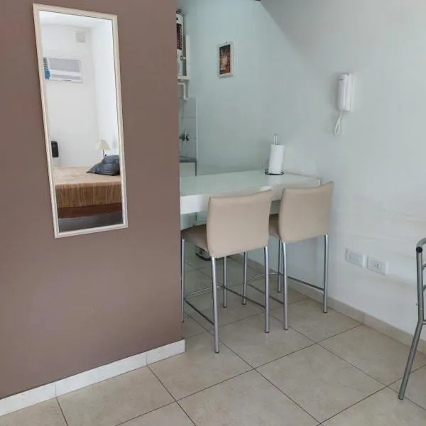 Bahia Rental-Depto con cochera opcional, hotel in Bahía Blanca