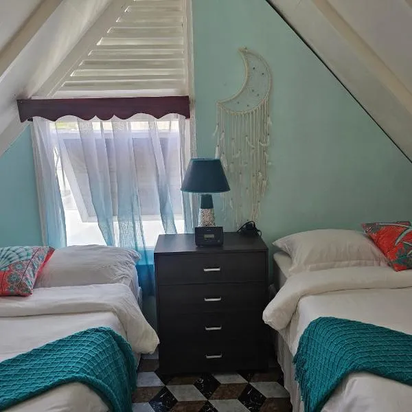 Memories by the Shore, hotel in Negril