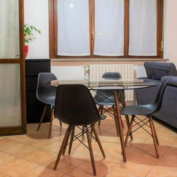 Casa Spezia - Metro Vicina, Wi-Fi Rapido & Netflix, hotel a Torí
