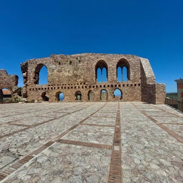 Al Castello – hotel w mieście San Marco dʼAlunzio