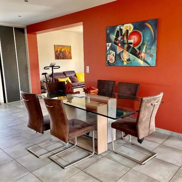 La villa des retrouvailles, hotel u gradu Ploufragan