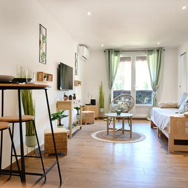 Appartement Design, hotel v destinaci Fréjus