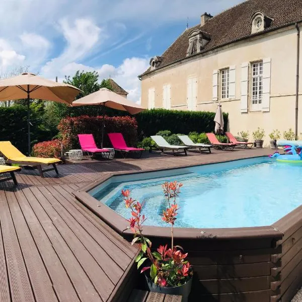 Domaine Pont Juillet, hotel v mestu Fontaines