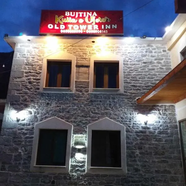Kulla e Vjeter (Bar Restaurant, Guesthouse, Parking and Camping), hotell i Koman