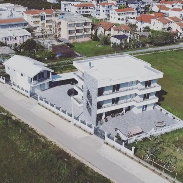 FAMILY-FRIENDLY APARTMENTS, hotel v destinaci Donji Štoj