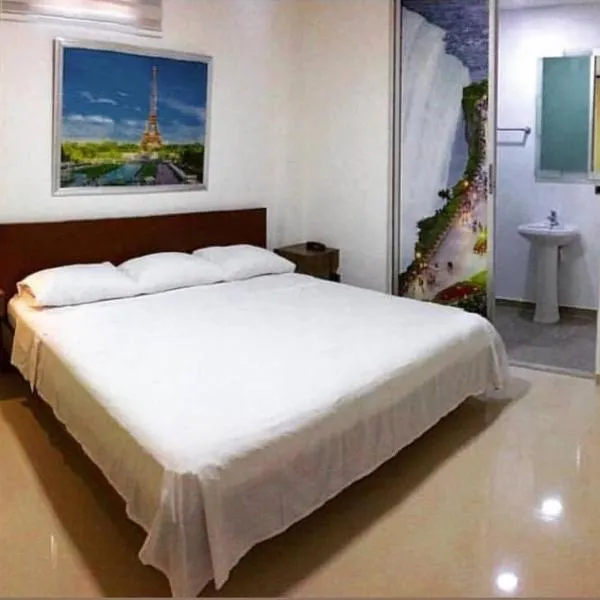 Hotel Suites Caribe، فندق في Juan Mina