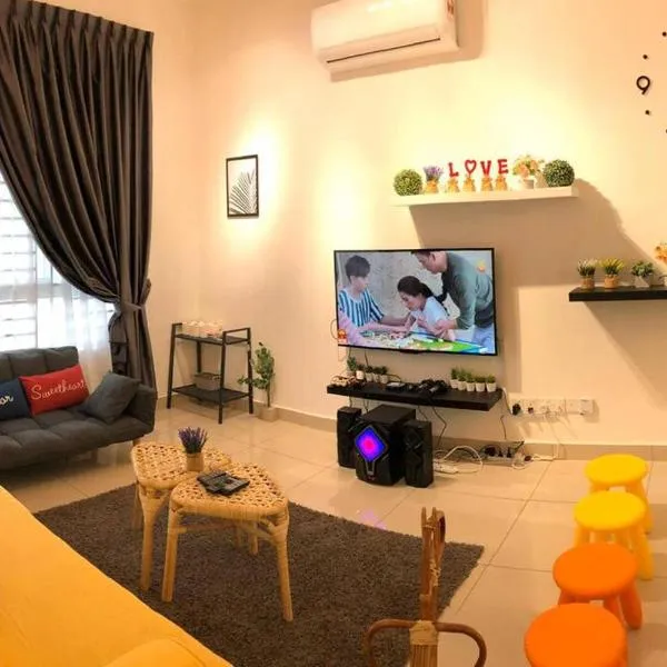Desaru Fun House For Family-Kids-AirCastle-BBQ-KTV, hotel in Bandar Penawar