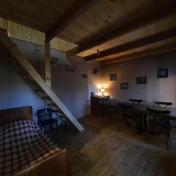Dali Guest House, hotel in Utsera