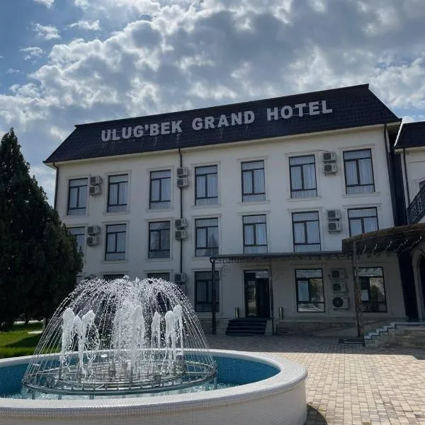 Ulug`bek Grand Hotel, hotel in Mailychunur