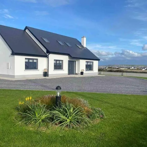 Castle View Rooms, hotel i Liscannor