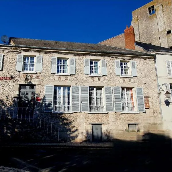 Hotel de la Sologne, hotel in Tavers