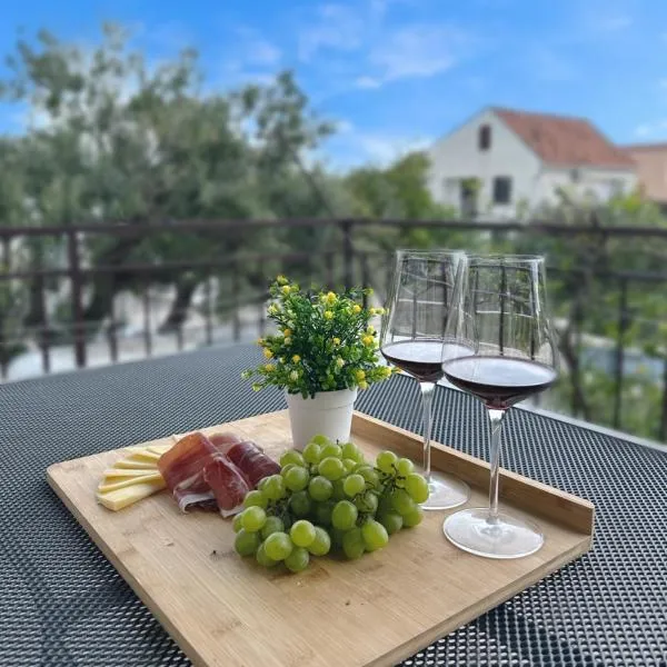 Apartman Leona, hotel en Rogoznica