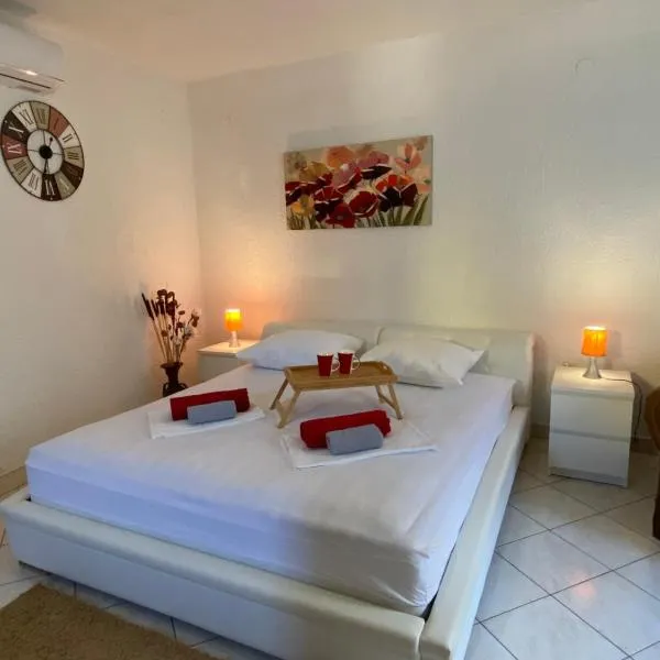 Apartments and Rooms Pavla, hotel v destinaci Senj