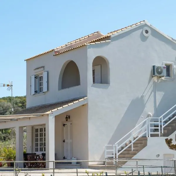 Pecka's house by the river, hotel in Marathias