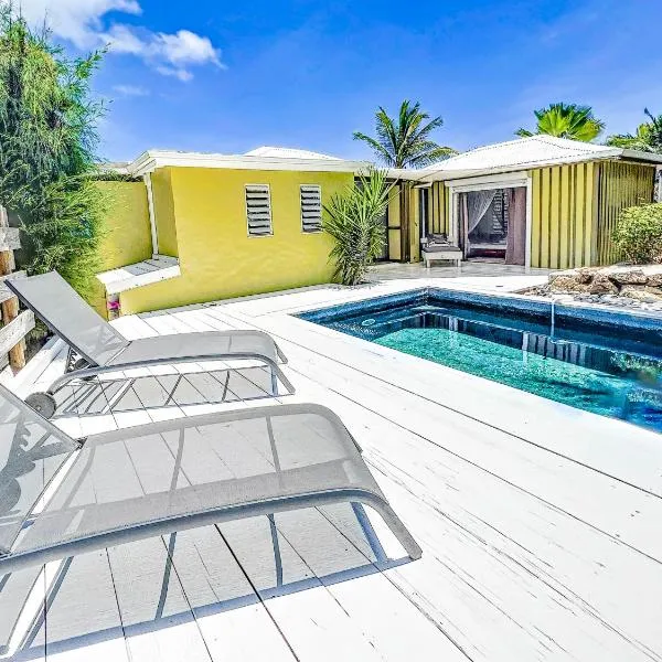 Villa Cazou, sea view, private pool, Wifi 100Mbps, hotel in Oyster Pond