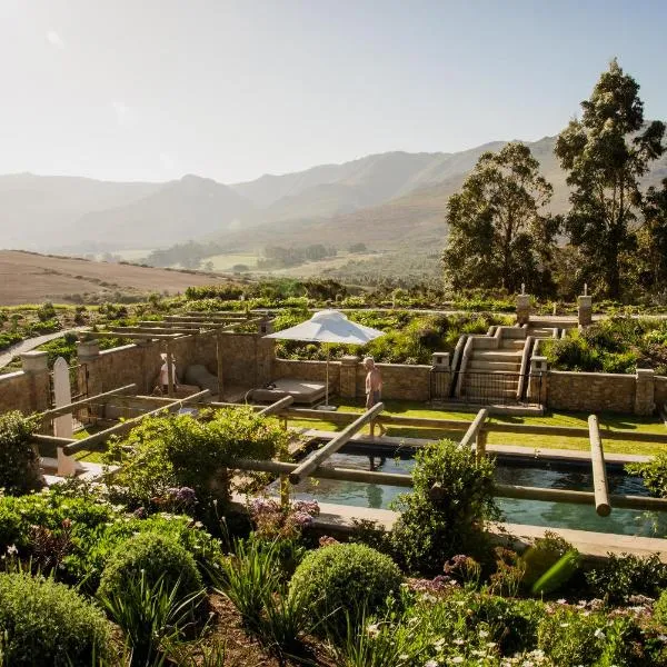 Stanford Valley Country Lodge, hótel í Hartebeest Rivier