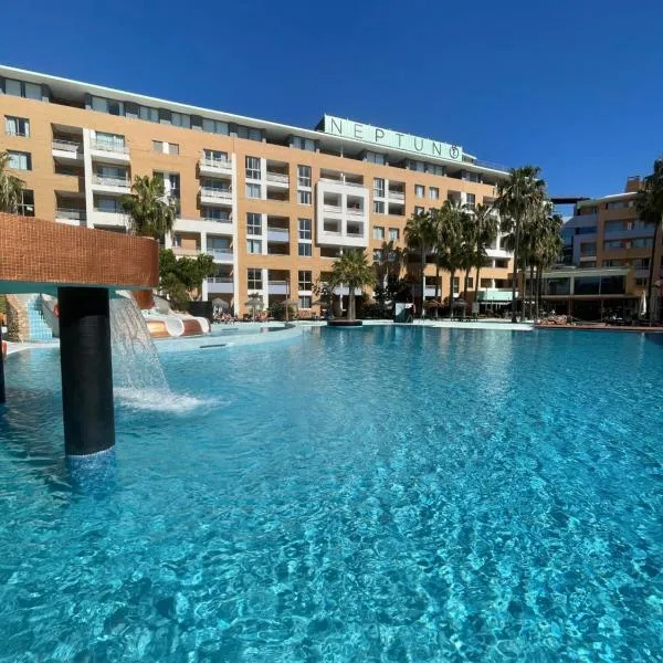 Hotel Neptuno by ON GROUP, hotell i Roquetas de Mar